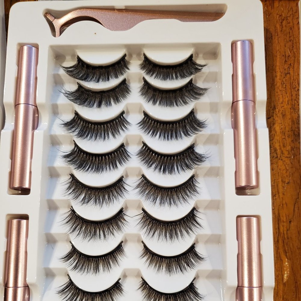 10 Pairs Magnetic Eyelashes & Eyeliner  Set K8
